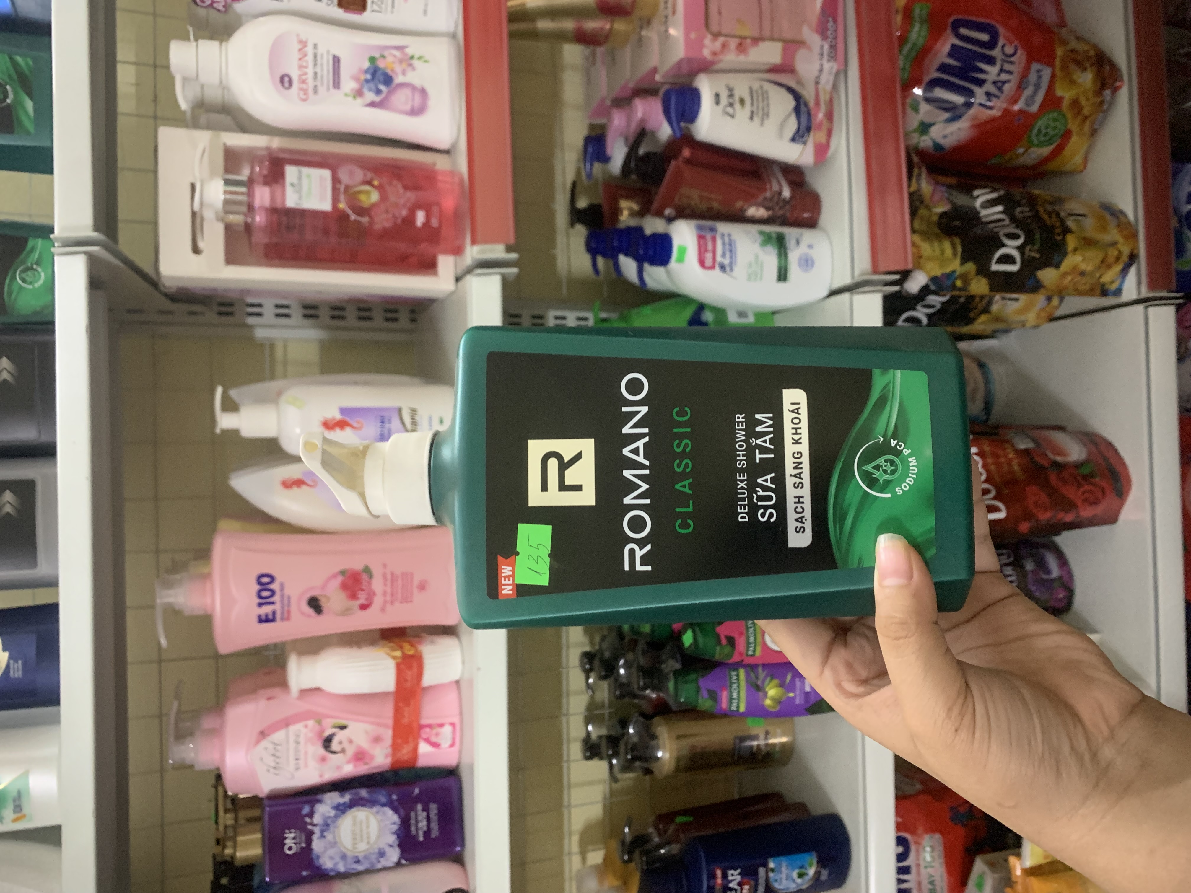 sữa tắm romalo sạch sảng khoái